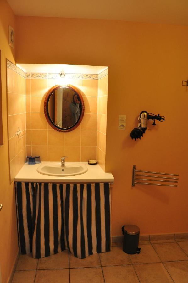 Bed and Breakfast La Rialhe Taulignan Exterior foto